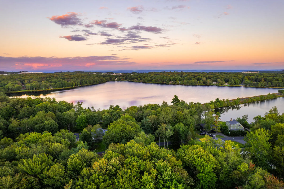4113-Low-Ridge-Rd-Pocono-Summit-PA-18346-airbnb-013-aerial-golden-hour.webp